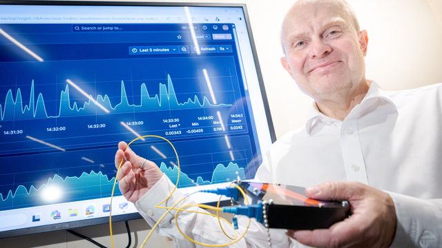 Beskytter fibernettet ved å bruke fiber som mikrofon