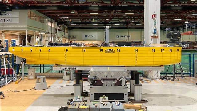 Stående blir dette skipet like høyt som Eiffeltårnet