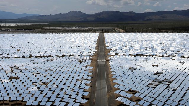 Skal brukes på datasentre: Meta har sikret seg all strøm fra digert solkraftverk
