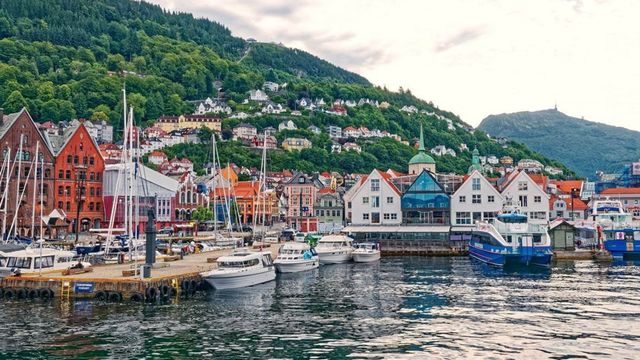 Ansatte og politikere i Bergen kommune rammet av omfattende datainnbrudd