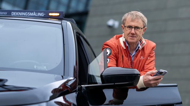 Sender kilometere med kabel for å reparere brudd: – Skadene er enorme