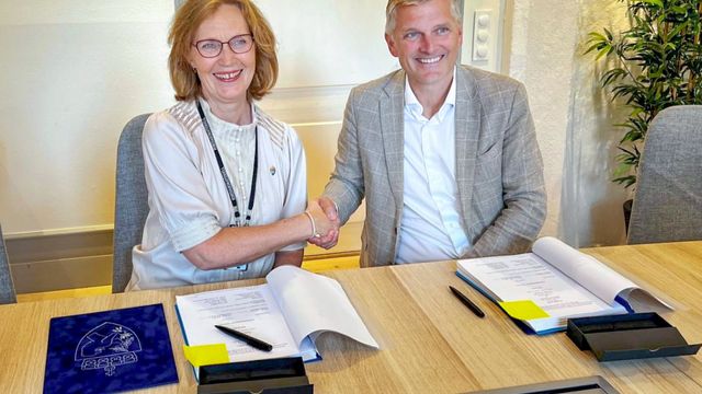 Stikker av med forsvarsavtale verdt 600 millioner