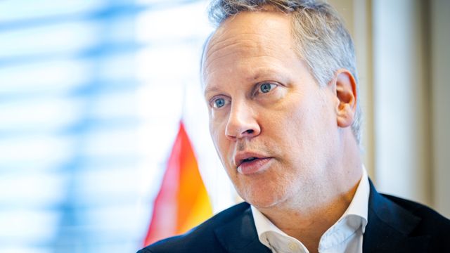 Samferdselsministeren: Ikke aktuelt å ta kinesiske busser ut av trafikk