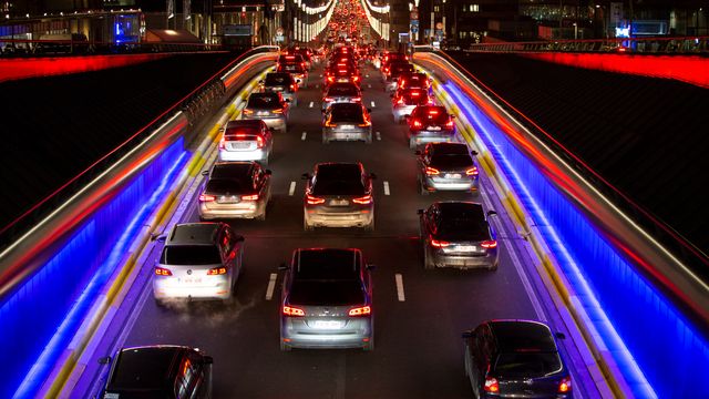 EU kutter utslipp – men sliter med trans­port- og bygg­sek­to­rene