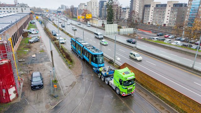Siste SL18-trikk levert i dag – nå er alle de gamle ute av trafikk