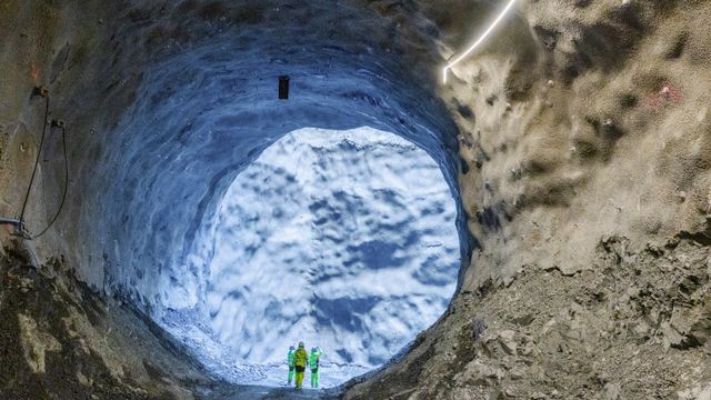 Forsinkelser i byggingen av Fornebubanen og kostnadssprekk