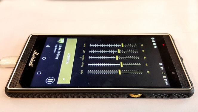 Alle musikk-appene kan lydjusteres via telefonens egen equalizer.