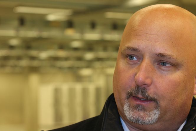 Digiplex-direktør Anders Korshavn mener at feil bruk av redusert el-avgift for datasentre kan føre til overetablering i bransjen. Bilde: Espen Zachariassen