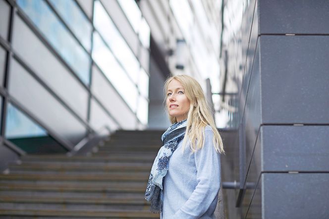 Artikkelforfatter Heidi Moseng, Seksjonssjef Automasjon & Industriell IT i Skala prosessteknikk peker på at næringsmiddelindustrien står foran investeringer i automatisering. Hun understreker betydningen av ikke å undervurdere operatørenes rolle i en slik oppgradering.