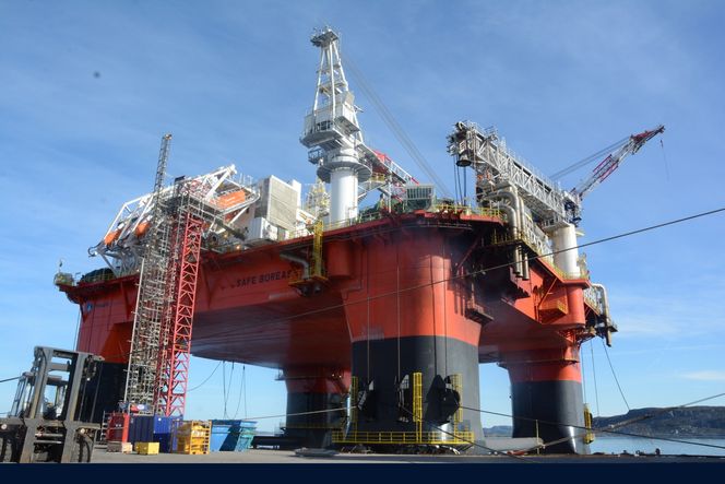 Boligriggen Safe Boreas er det første nybygget til Prosafe. Her står den til kai i Mekjarvik utenfor Stavanger.