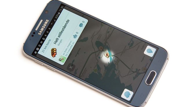 Waze er en sosial bilnavigasjonsapp.