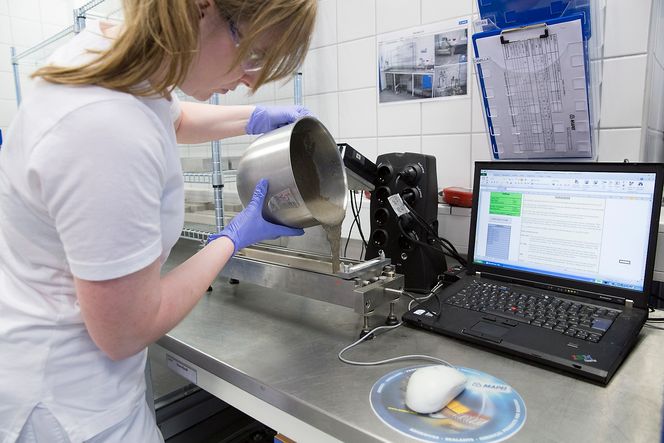 Mapei har 14 direkte ansatt i forskningslaboratoriene.