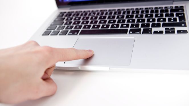 Force Touch-plata er en av nyvinningene. Den har en motor under som skaper følelsen av et klikk når du trykker ned.