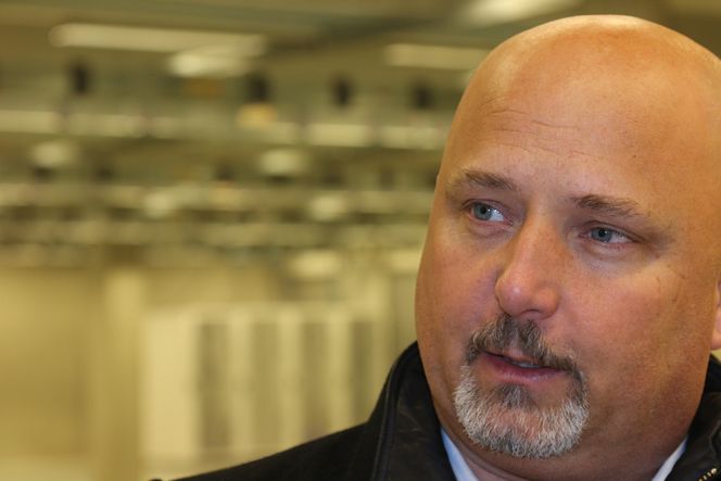 Ennå står hallene tomme i første byggetrinn, men Anders Korshavn hos Digiplex er allerede i gang med å planlegge byggetrinn to.
