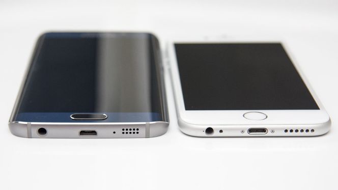 Selv om materialvalget er godt, kan vi kanskje ikke gi Samsung poeng for originalitet når det kommer til plassering av minijack, USB og høyttaler.