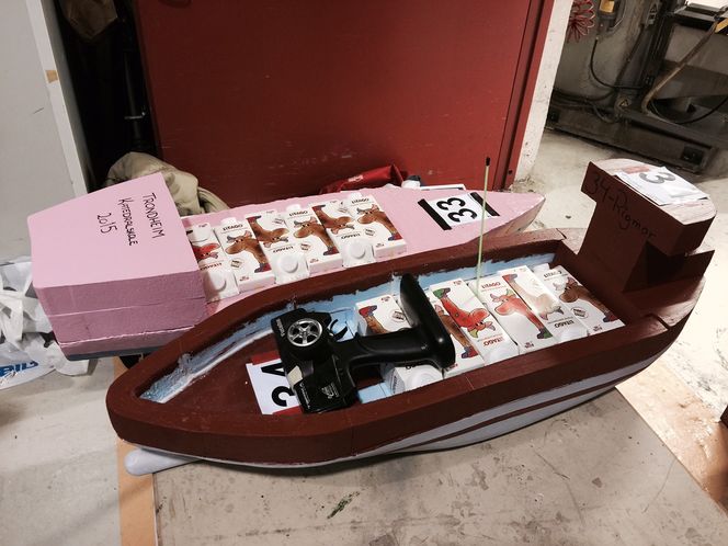 Noen skoler var mer heldige med skrogdesign enn med farger, og omvendt.