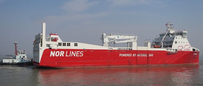 MV Kvitbjørn forlot Kina i februar. Det 120 meter lange skipet får følge av et søsterskip om noen måneder. Skipene er på 5.000 dødvekttonn og får en rekkeviddde på 3.4000 nautiske mil.