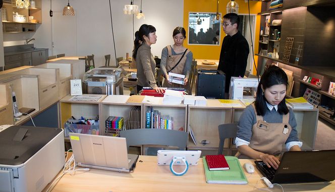 Smarte innbyggere: Fellesskap og utvikling er tillagt stor vekt i Fujisawa. De har mange felles møteplasser og til og med et verksted med avansert verktøy, slik som en 3D-printer.⇥Foto: odd r. valmot