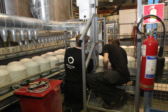 Preventivt vedlikehold og kontinuerlige justeringer for å få produksjonen til å gå optimalt.