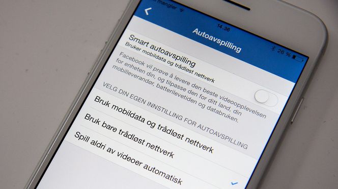 Spar på datatrafikken ved å deaktivere automatisk avspilling av video.