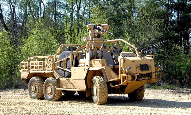 HMT Extenda med fjernstyrt våpenstasjon installert.