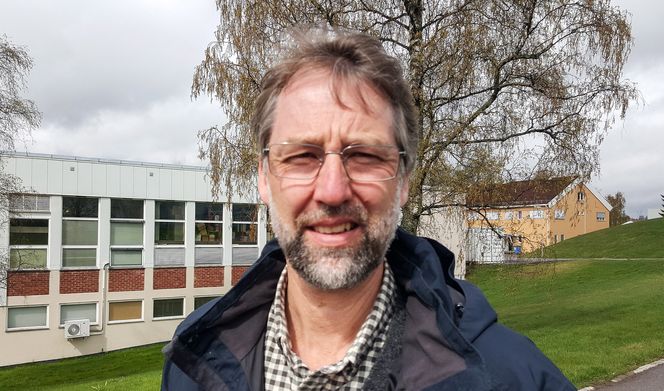 Tror på brenselceller: Forskningsleder ved IFE - Institutt for energiteknikk og ekspert på hydrogen og brenselceller, prof., dr.ing., Øystein Ulleberg tror brenselceller blir viktige i fremtiden fordu de kan gi oss en svært høy energiutnyttelse når vi utnytter både varmen og strømmen.