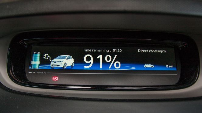 Om du ikke har behov for full kapasitet så ofte, kan det være lurt å lade sjeldnere. Det er bedre for batterihelsen å ha jevn middels spenning enn å være fullt oppladet eller ofte utladet.