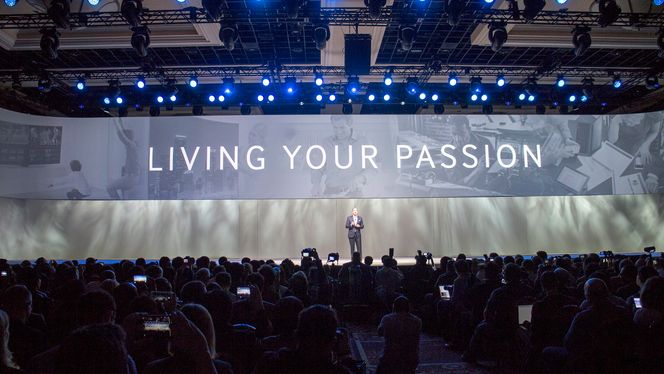 Grandiost: Samsungs pressekonferanser er noe for seg selv og markedsfolkene styrer slagordene.