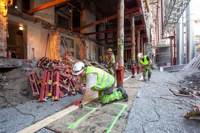 Alt som støtter opp byggets fasade i Prinsens gate 26 fjernes.