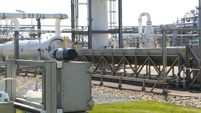 Gassdetektoren fra gas Secure montert på et gassanlegg. Batterilevetiden er to år.
