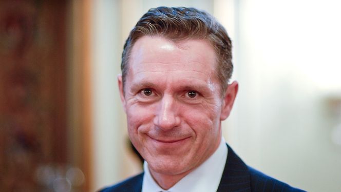 Paretos kraft- og fornybardirektør Lars Ove Skorpen mener selskaper som selger strøm, bør gjøre mer for å sørge for at kundene velger de kontraktene som lønner seg for kunden.