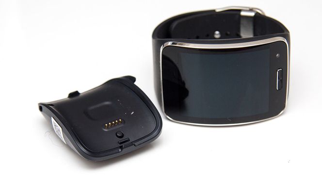Laderen har et batteri på 350 mAh integrert.