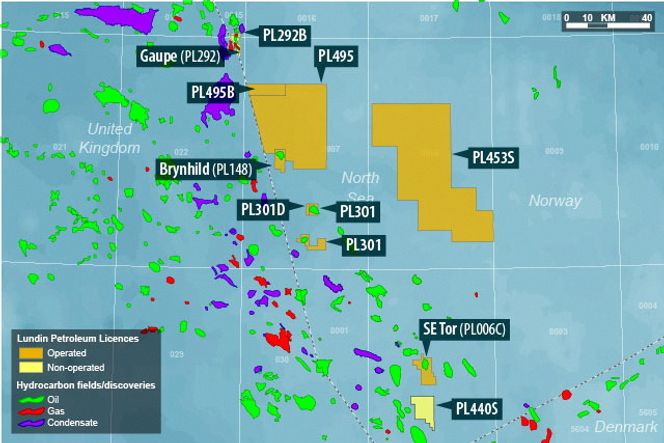 Brynhilld-feltet ligger i produksjonslisens 148 i Nordsjøen, like ved grensen til britisk sektor.