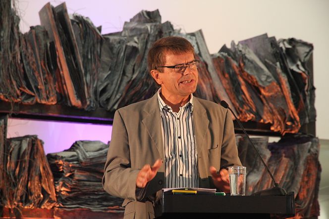 Far: I 1992 ble klyngebegrepet lansert av Torger Reve. I 2012 lanserte han ideen om et enda høyere nivå, Global Centre of Expertise. I 2014 er det en realitet.