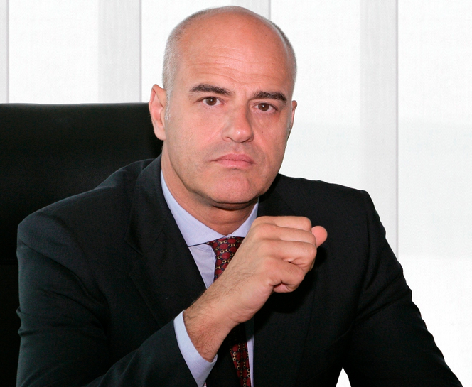 Den nye Eni-sjefen Claudio Descalzi viser seg å være handlekraftig.