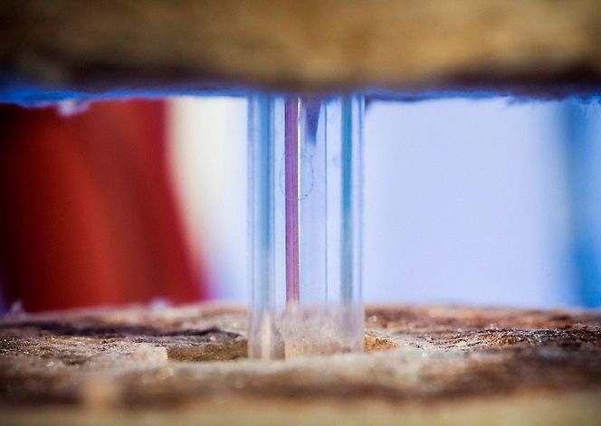 Selve sensoren er bygget i safir-glass, og tåler svært høye temperaturer.