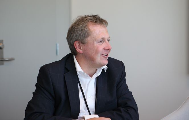 Cato Haugland mener ansatte som benytter seg av slike muligheter gjør seg mer attraktive.