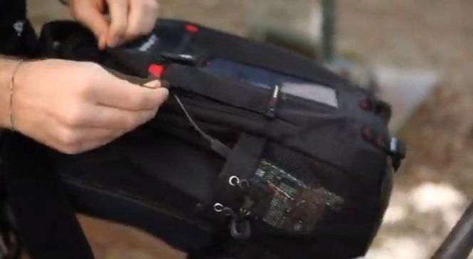 Sammen med en app på telefonen kan du med denne boksen overvåke luftkvaliteten i byen.