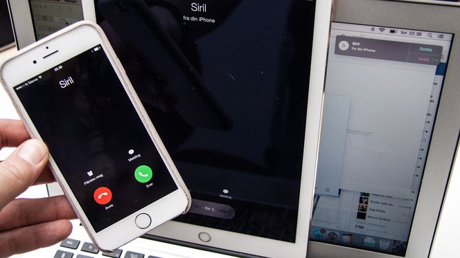 Samtaler vil dukke opp på alle enhetene dine dersom du ikke deaktiverer denne muligheten. Du kan både svare og ringe ut fra iPad og Mac, forutsatt at telefonen din er i nærheten og skrudd på.