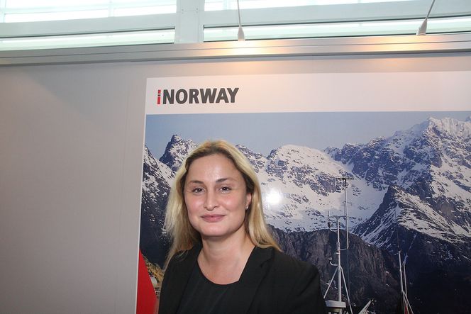 Statssekretær Dilek Ayhan er inspirert av den maritime klyngen og kjenner igjen gründerånden som hun og familien hennes også står for. Foto: Tore Stensvold