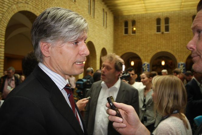 Ola Elvestuen er leder for Stortingets energi- og miljøkomite, og har samlet alle opposisjonspartiene om å fullelektrifisere Utsirahøyden.