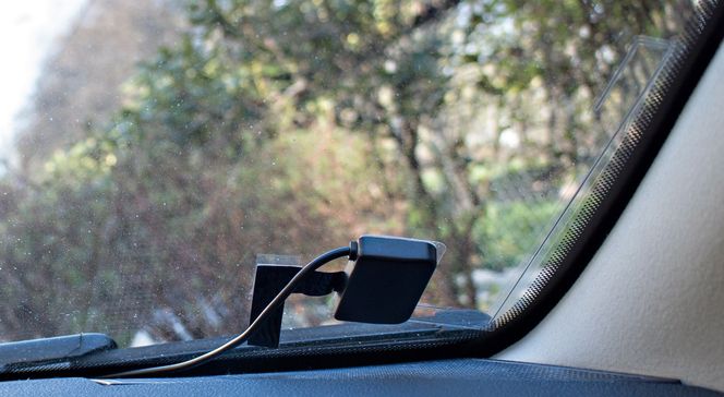 Antenne: Antennen ble montert i all hast under kjøreturen, og selv om plasseringen ikke er optimal ga den et godt mottak.