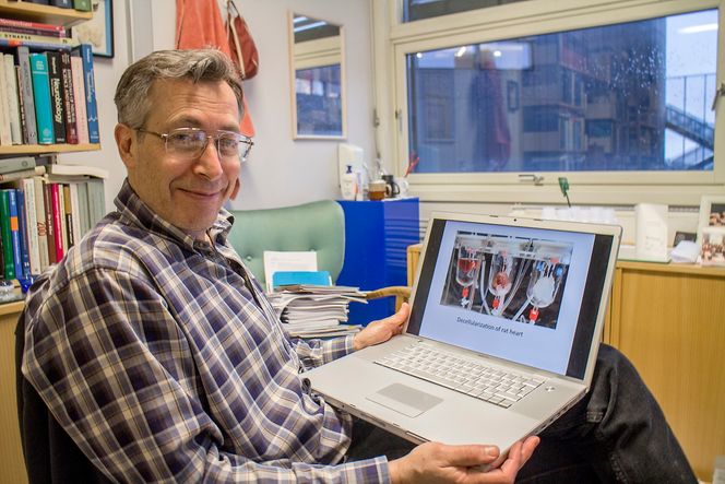 Tror på nye organ­er: Leder for Nasjonalt senter for stamcelleforskning, Joel Glover, tror det vil være mulig å lage mange nye organer basert på stamceller i løpet av ti år. 
foto: Odd R. Valmot