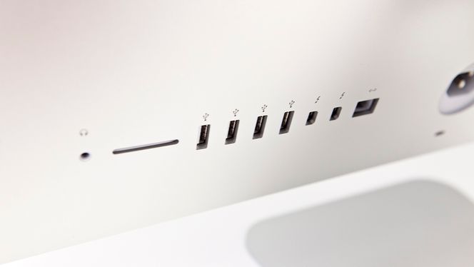 Portutvalget er helt greit, men vi savner spesielt en skjermtilkobling som hadde gjort iMac brukbar som ekstern skjerm for annet enn andre Thunderbolt-enheter.