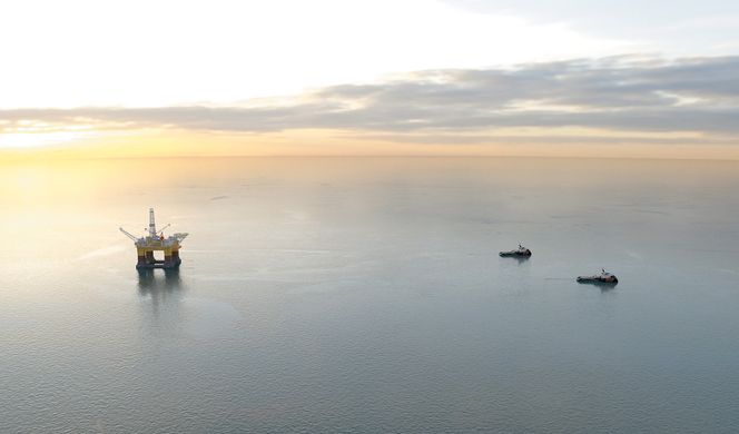 Tospann: Med en trekkraft på 300 tonn hver, kan to SX157 slepe en stor rigg over lange avstander. Fartøyene har drivstoffkapasitet til å trekke for full kraft i 45 dager.