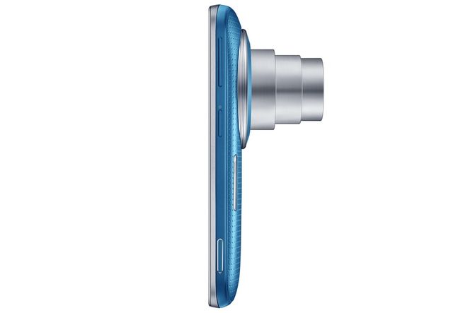 Zoom: Den godt skjulte teleskoplinsen stikker langt ut når man zoomer inn ti ganger