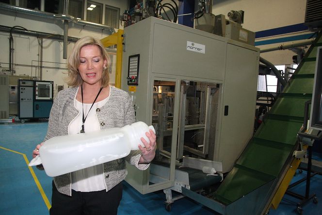 Test: Tine Rørvik slår fast at utformingen ikke var spesielt vakker, men oppgaven besto i å teste materialegenskaper, ikke designen.