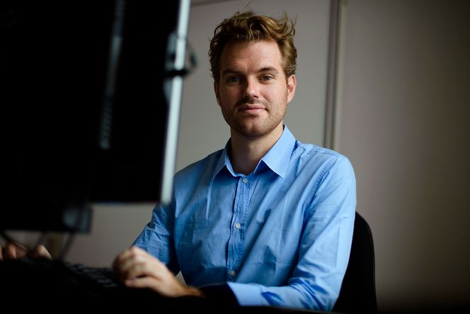 Karsten Nohl mener at smarttelefon-betaling ikke kan bli like sikkert som chip og PIN.