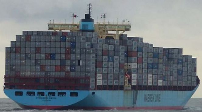Høydehus: Svendborg Maersk fikk økt kapasitet fra litt over 5000 TEU til i overkant av 8100 TEU etter ombygging i 2012. Skipsbroen ble hevet 8,4 meter for å se over tre nye høyder med containere.