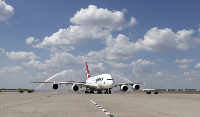 For tre år siden åpnet Qantas direkterute mellom Sydney og Dallas med A380-800. Dette er 7.454 nautiske mil/13.804 kilometer. Foto:  Brandon Wade